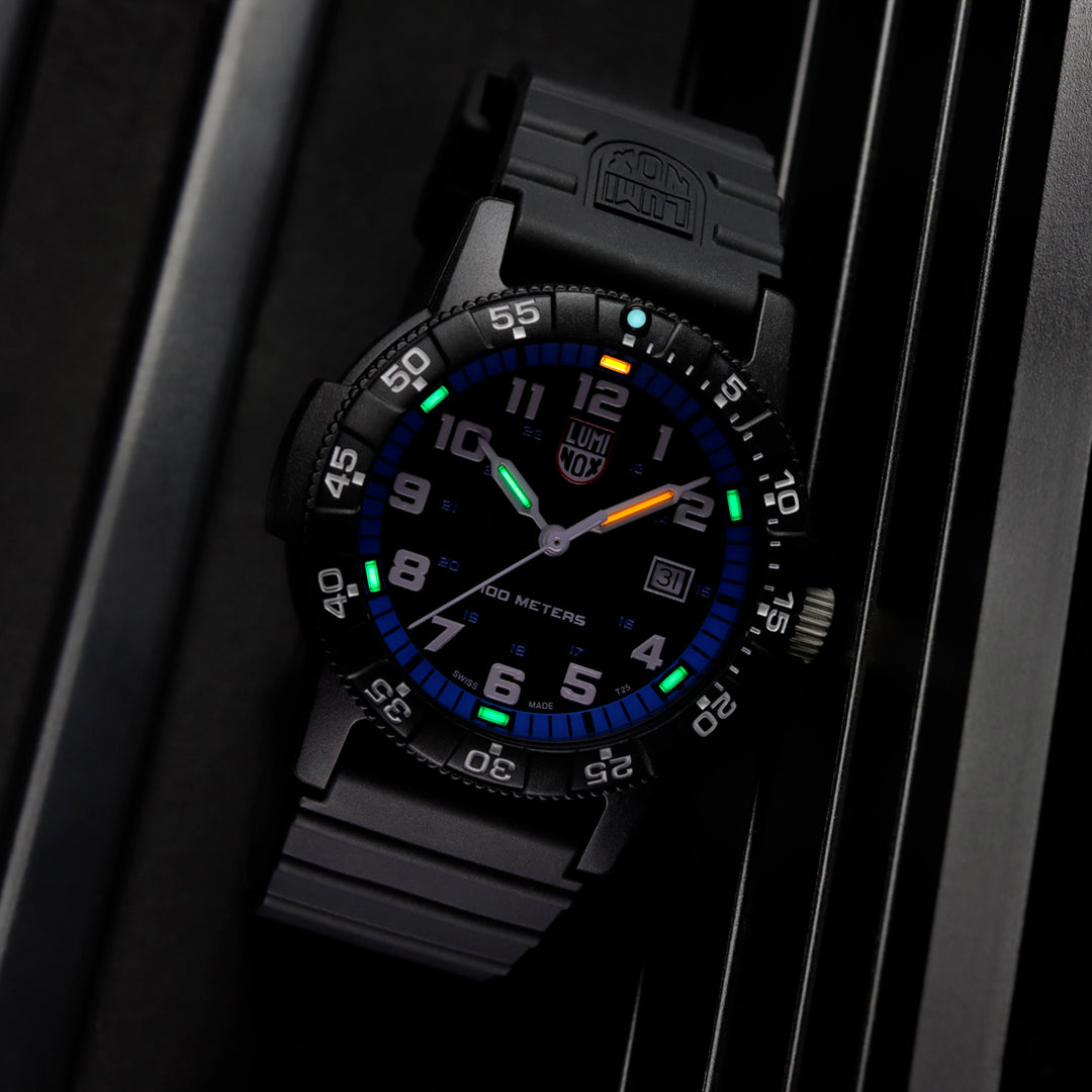 Leatherback Sea Turtle Giant, 44 mm, Outdoor Watch, Blackout