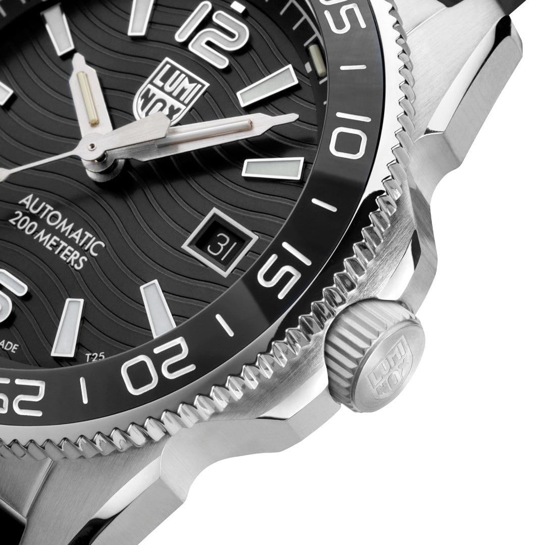 Luminox Pacific Diver Automatic, 42mm, Dive Watch