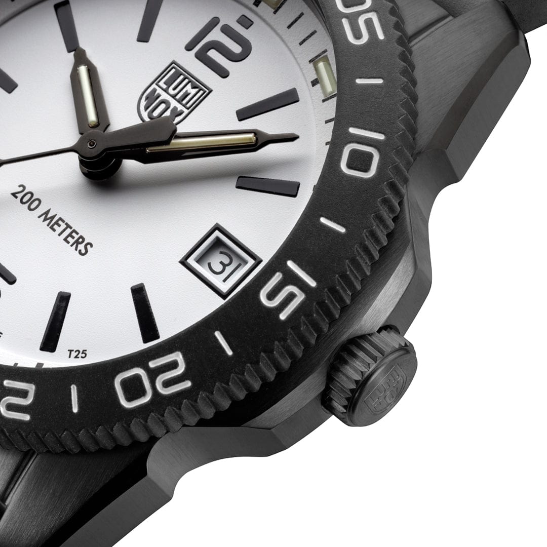 Luminox Pacific Diver Ripple, 39 mm, Dive Watch
